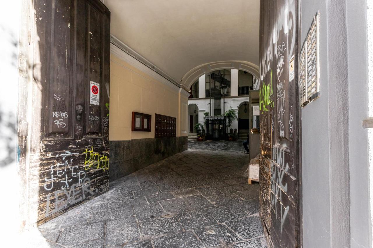 Arka Apartments Naples Luaran gambar